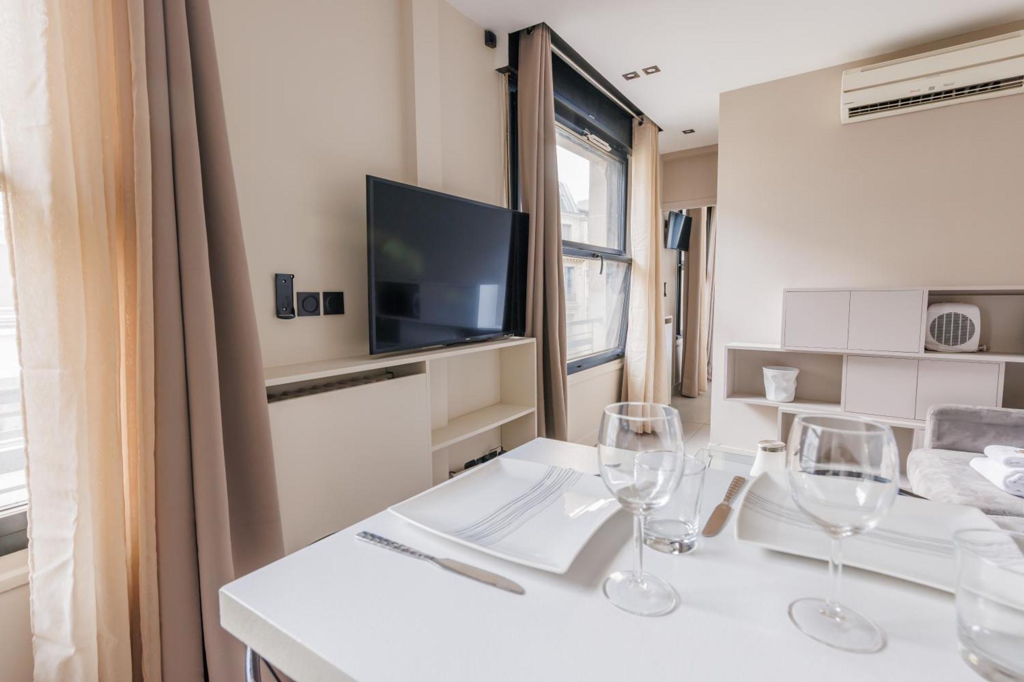 Cmg Residence Saint Lazare Париж Екстериор снимка